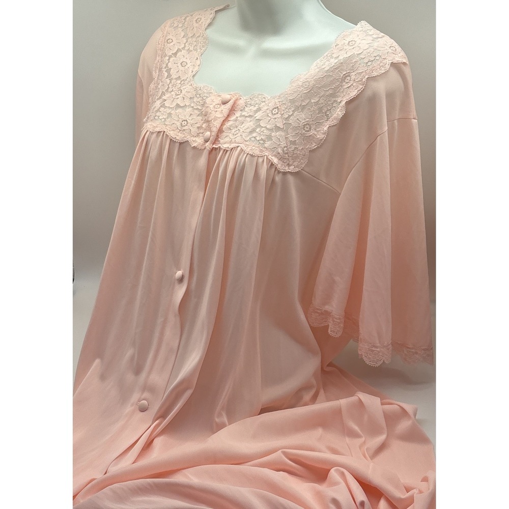 Vintage Lorraine Long nightgown robe button lace detail pink large Granny Core